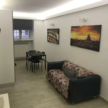 Apartment Cairoli